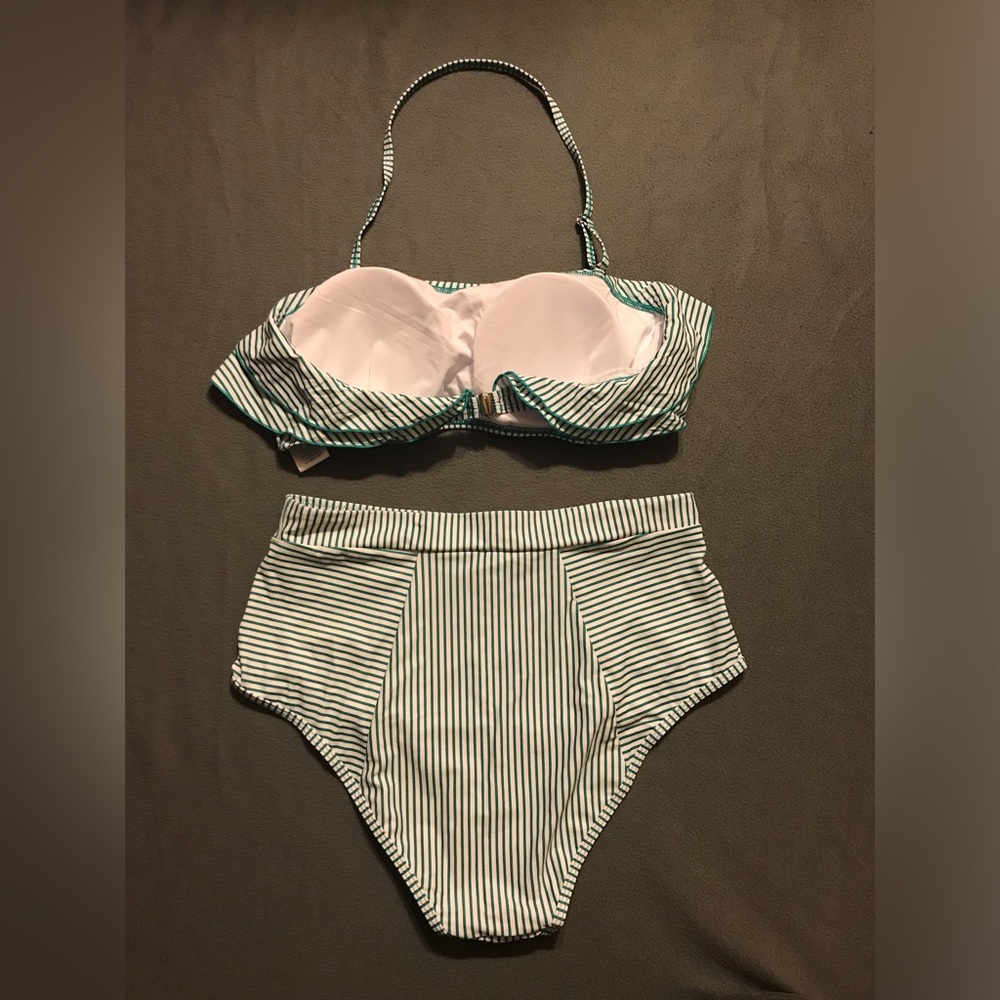 NEW Striped Ruffle Bikini - Picture 10 of 16